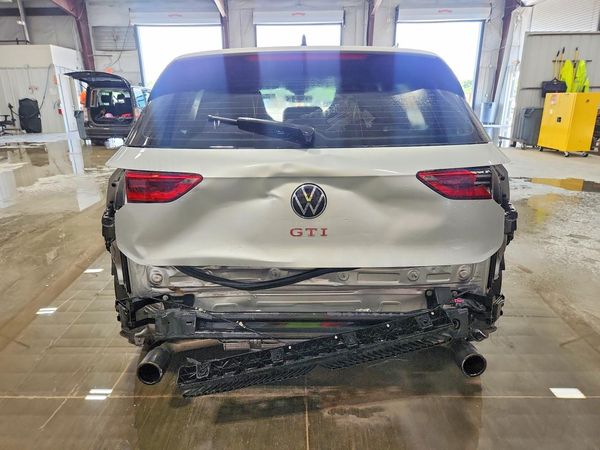 2022 VOLKSWAGEN GTI