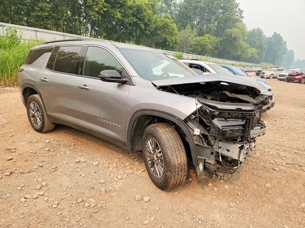 2025 CHEVROLET TRAVERSE LT