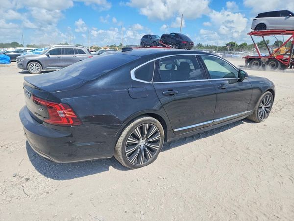 2023 VOLVO S90 Plus Bright with Climate