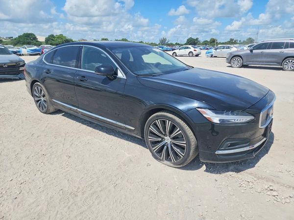2023 VOLVO S90 Plus Bright with Climate