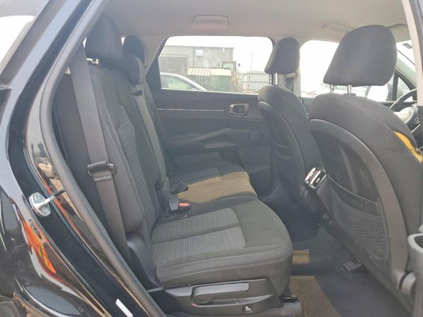 2022 KIA SORENTO LX