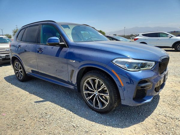 2023 BMW X5 xDrive45e