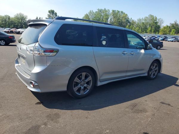 2019 TOYOTA SIENNA SE/SE Premium