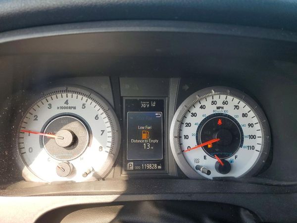 2019 TOYOTA SIENNA SE/SE Premium