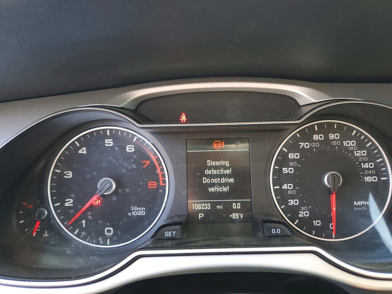 2015 AUDI A4 quattro Premium