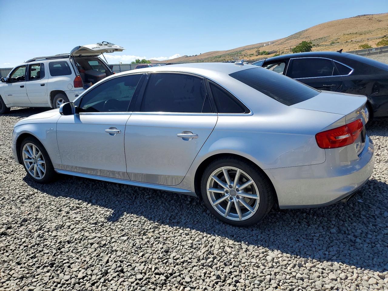 2015 AUDI A4 quattro Premium