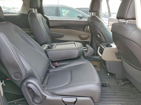 2026 KIA CARNIVAL LX, LXS