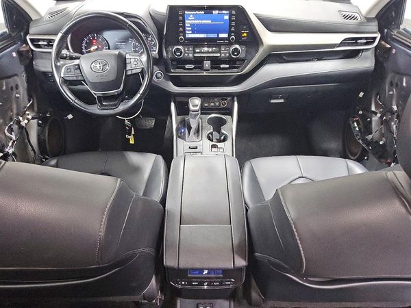 2020 TOYOTA HIGHLANDER XLE Nav