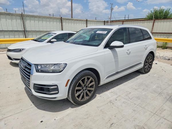 2017 AUDI Q7 quattro Premium Plus
