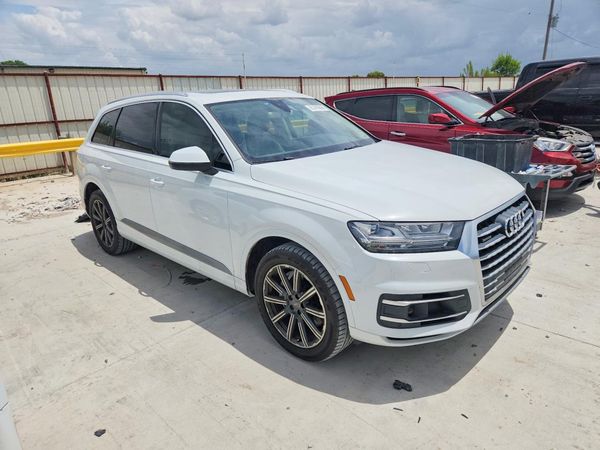 2017 AUDI Q7 quattro Premium Plus