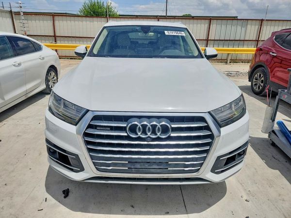 2017 AUDI Q7 quattro Premium Plus