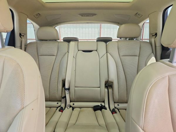 2017 AUDI Q7 quattro Premium Plus