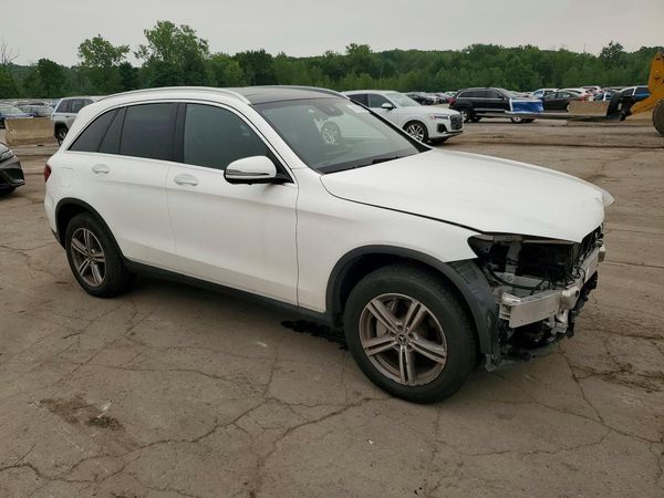 2021 MERCEDES-BENZ GLC GLC300-4M