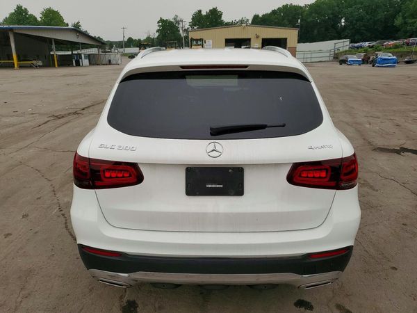 2021 MERCEDES-BENZ GLC GLC300-4M