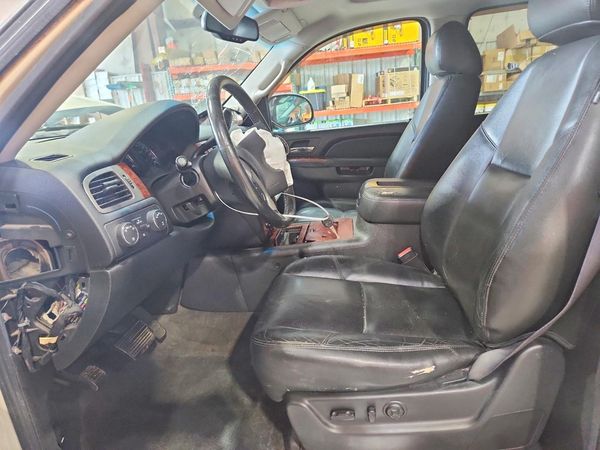 2013 CHEVROLET SUBURBAN LTZ