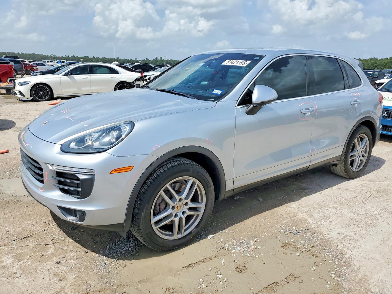 2016 PORSCHE CAYENNE