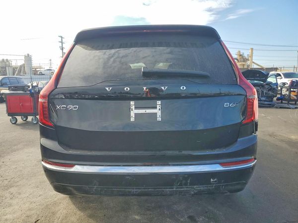 2026 VOLVO XC90 Plus Bright