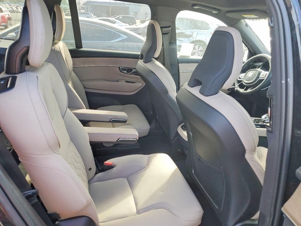 2026 VOLVO XC90 Plus Bright