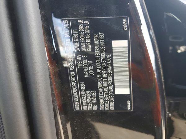 2026 VOLVO XC90 Plus Bright
