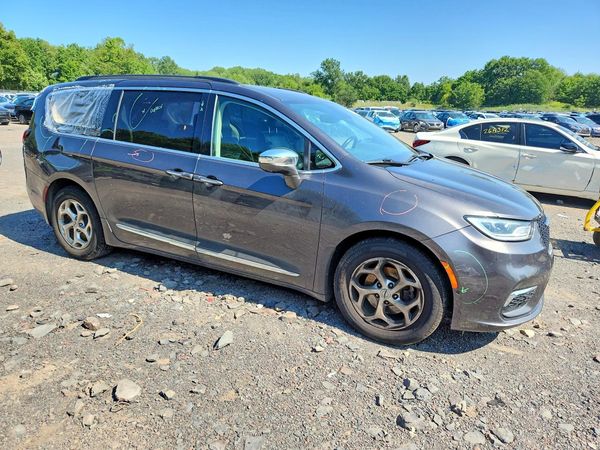 2022 CHRYSLER PACIFICA