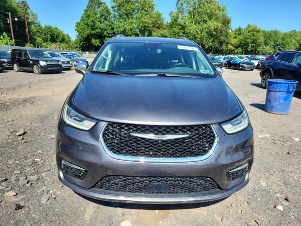 2022 CHRYSLER PACIFICA