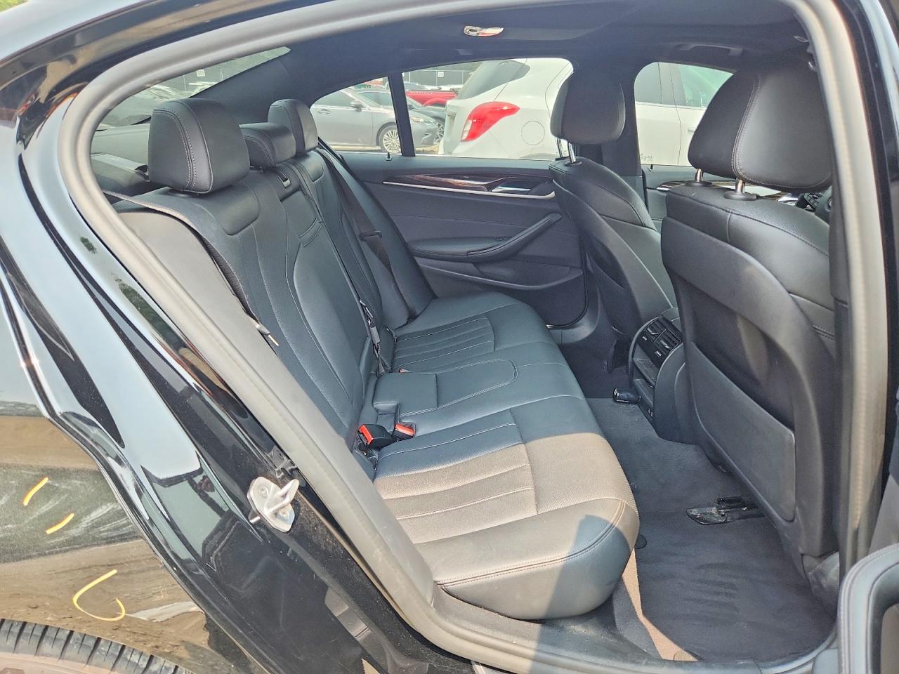 2021 BMW 530 xDrive