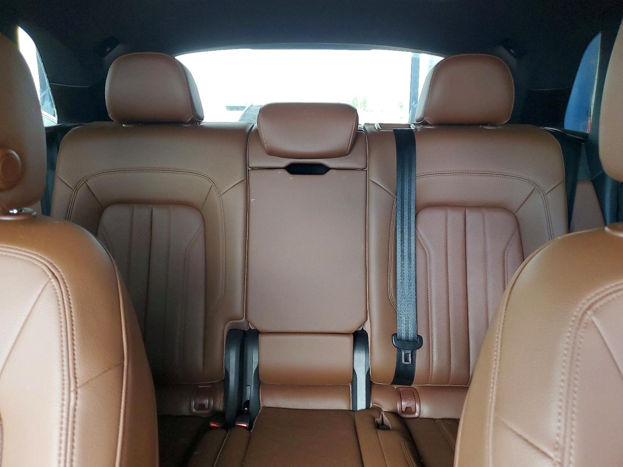 2018 AUDI Q5 quattro Premium Plus