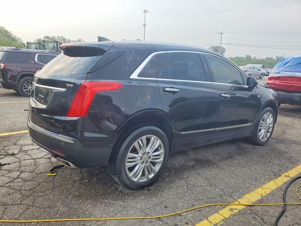 2018 CADILLAC XT5