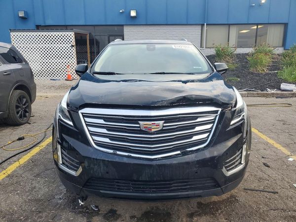 2018 CADILLAC XT5
