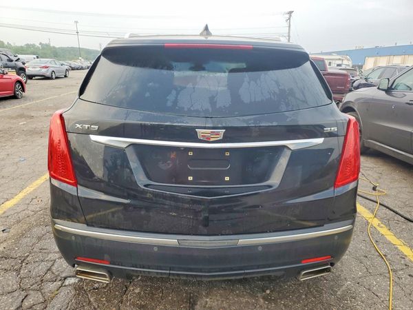 2018 CADILLAC XT5