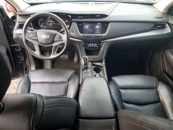 2018 CADILLAC XT5