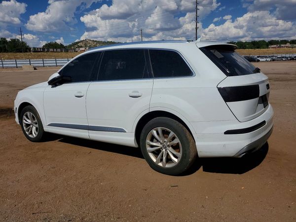 2017 AUDI Q7 quattro Premium