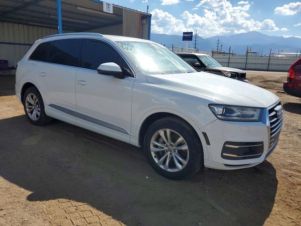 2017 AUDI Q7 quattro Premium