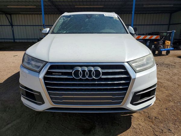 2017 AUDI Q7 quattro Premium
