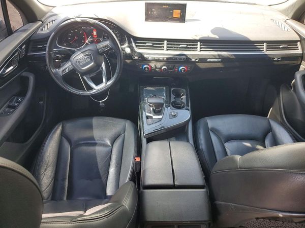 2017 AUDI Q7 quattro Premium