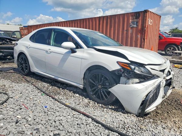 2023 TOYOTA CAMRY