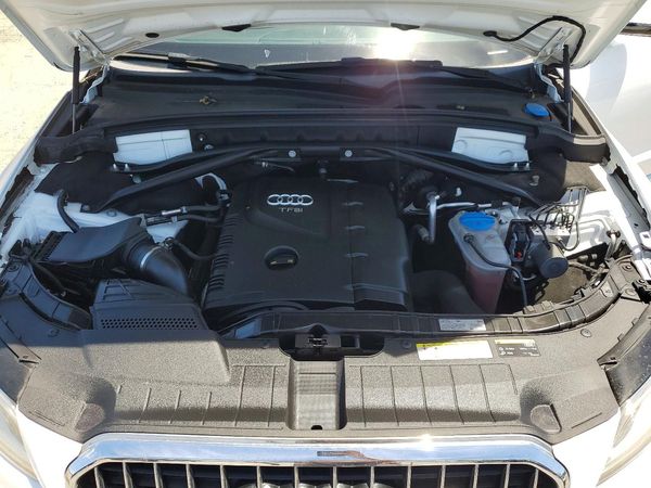 2016 AUDI Q5 quattro Premium Plus