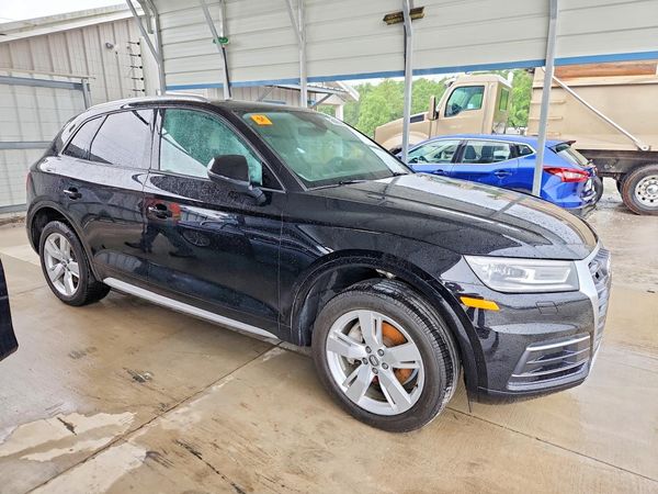 2018 AUDI Q5