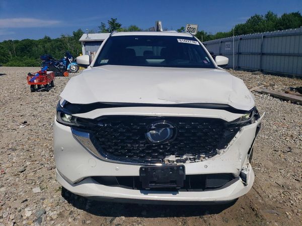 2022 MAZDA CX-5 Signature