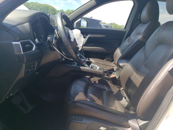 2022 MAZDA CX-5 Signature