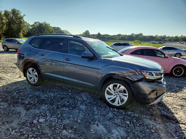 2022 VOLKSWAGEN ATLAS SE w/ Tech