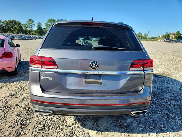 2022 VOLKSWAGEN ATLAS SE w/ Tech