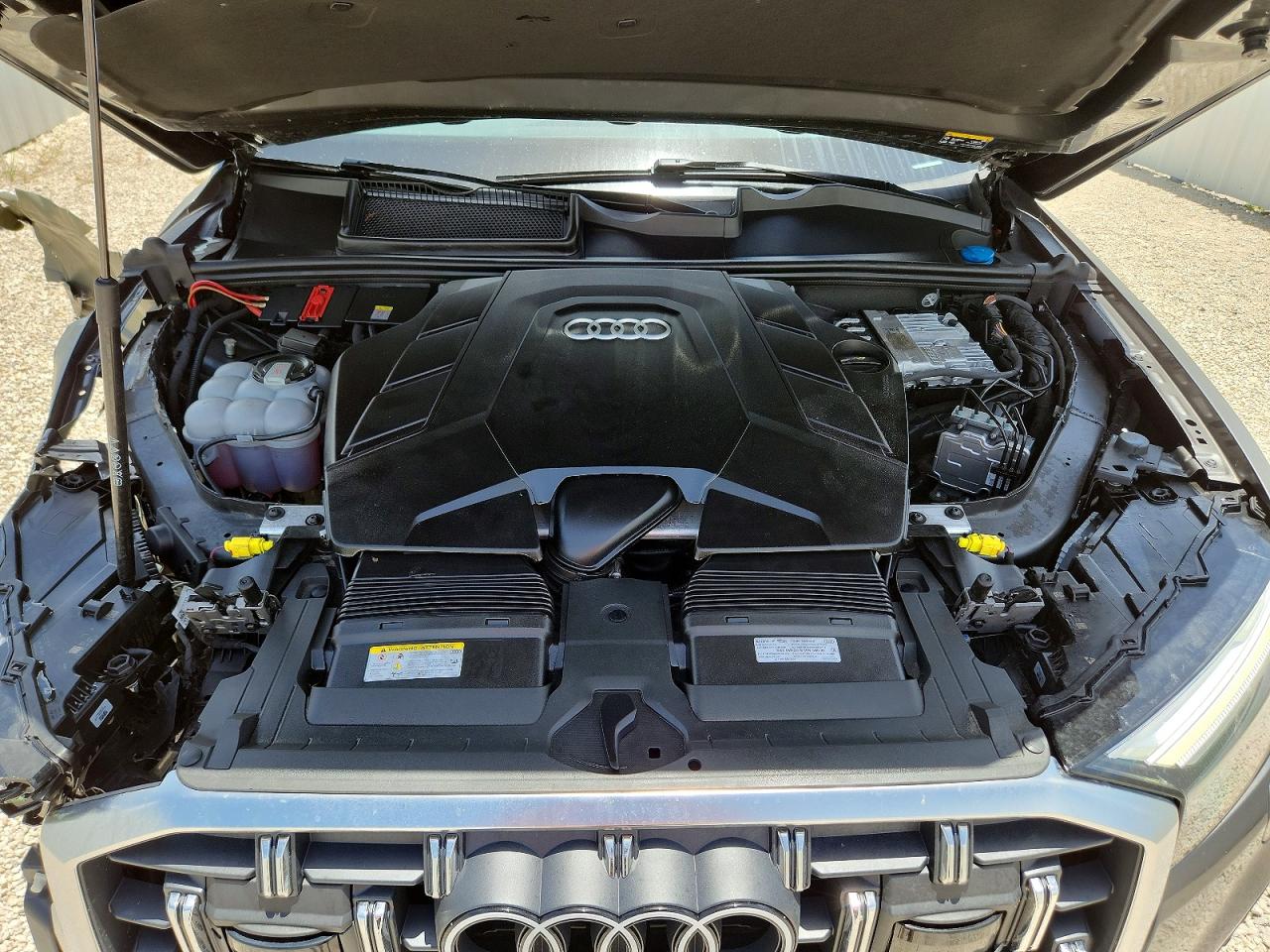 2025 AUDI Q7 quattro Premium Plus