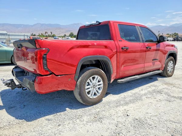 2026 TOYOTA TUNDRA SR5