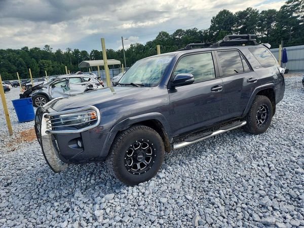 2020 TOYOTA 4RUNNER
