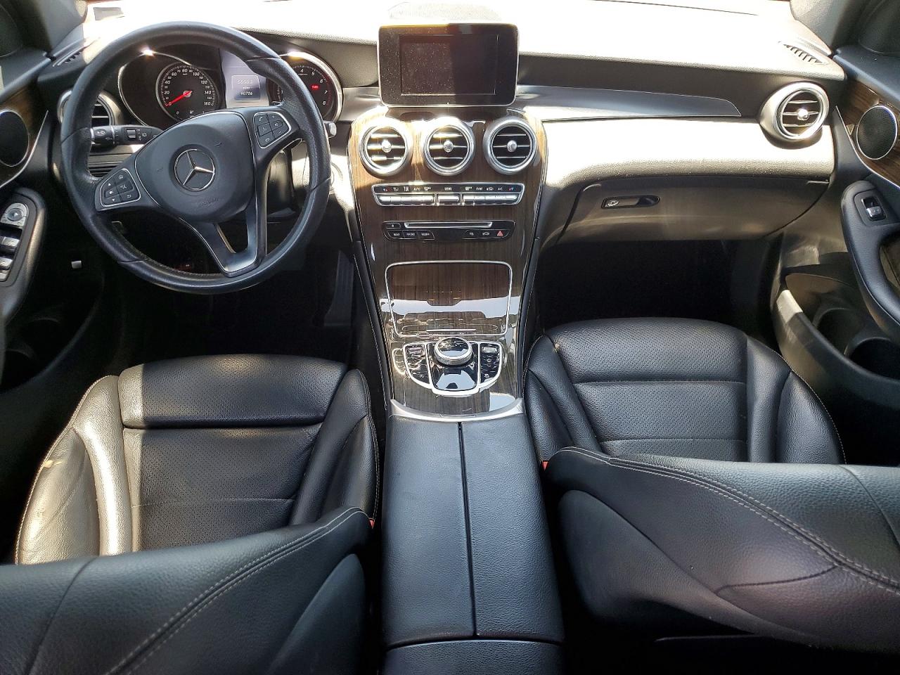 2018 MERCEDES-BENZ GLC GLC300