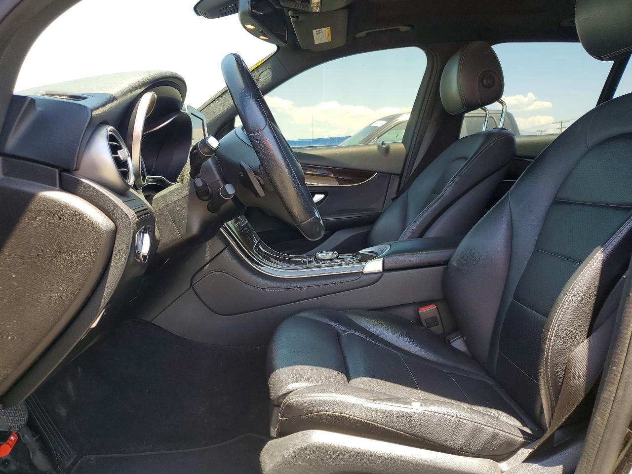 2018 MERCEDES-BENZ GLC GLC300
