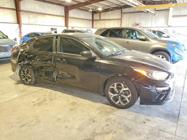 2021 KIA FORTE FE, LXS