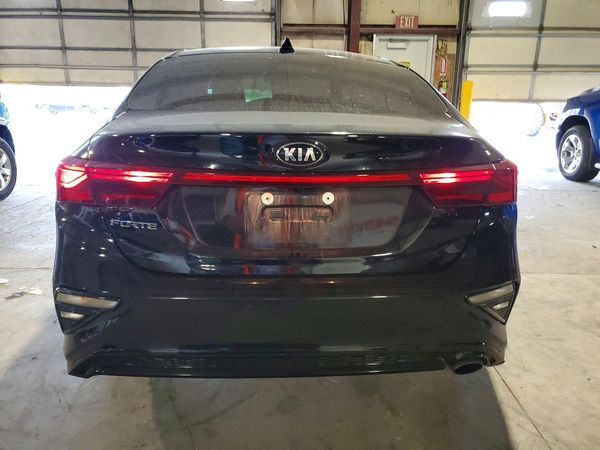 2021 KIA FORTE FE, LXS