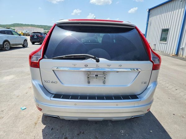 2016 VOLVO XC60 SV35 Platinum